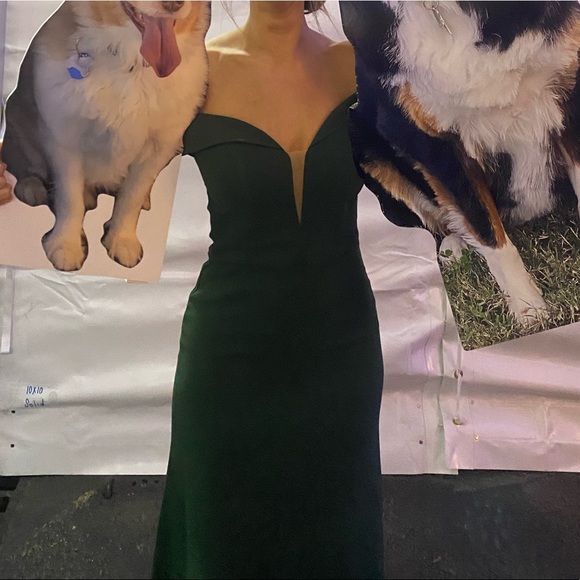 Morilee Madeline Gardner Crepe back satin bridesmaid dress hunter green - Picture 4 of 11